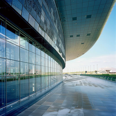 Стальная пространственная структура для подвешенных конструкций в кинотеатрах, которые максимизируют пространство и качество звука